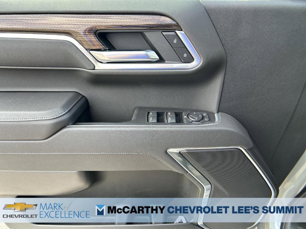 new 2025 Chevrolet Silverado 1500 car, priced at $49,620