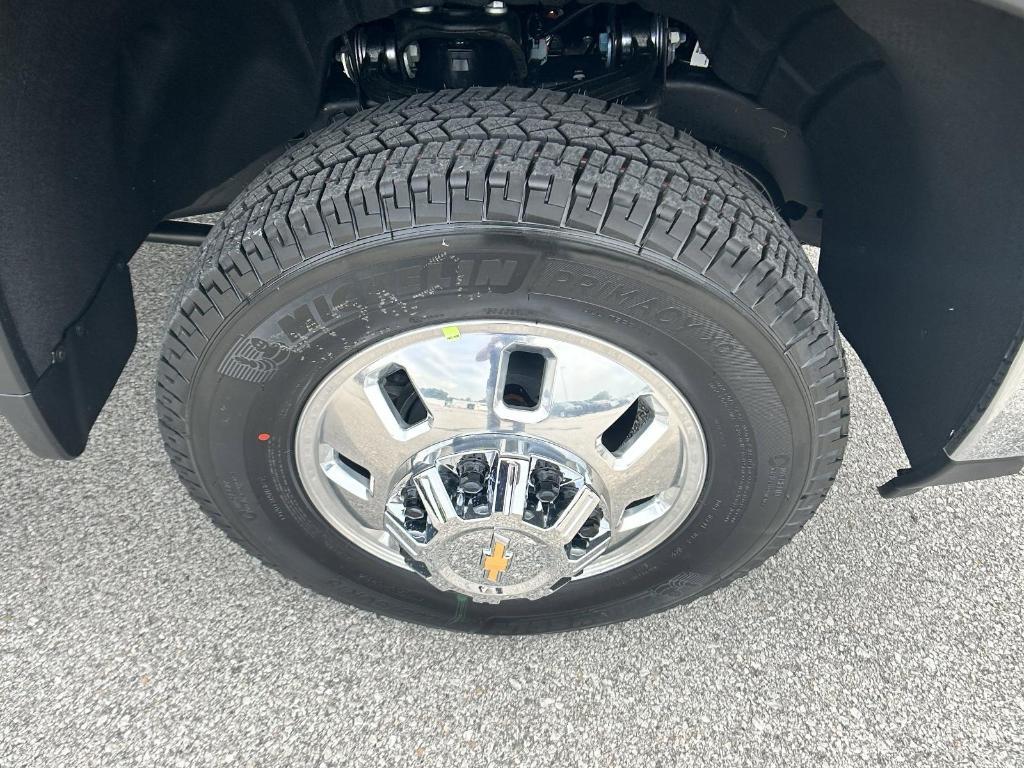 new 2025 Chevrolet Silverado 3500 car, priced at $86,410