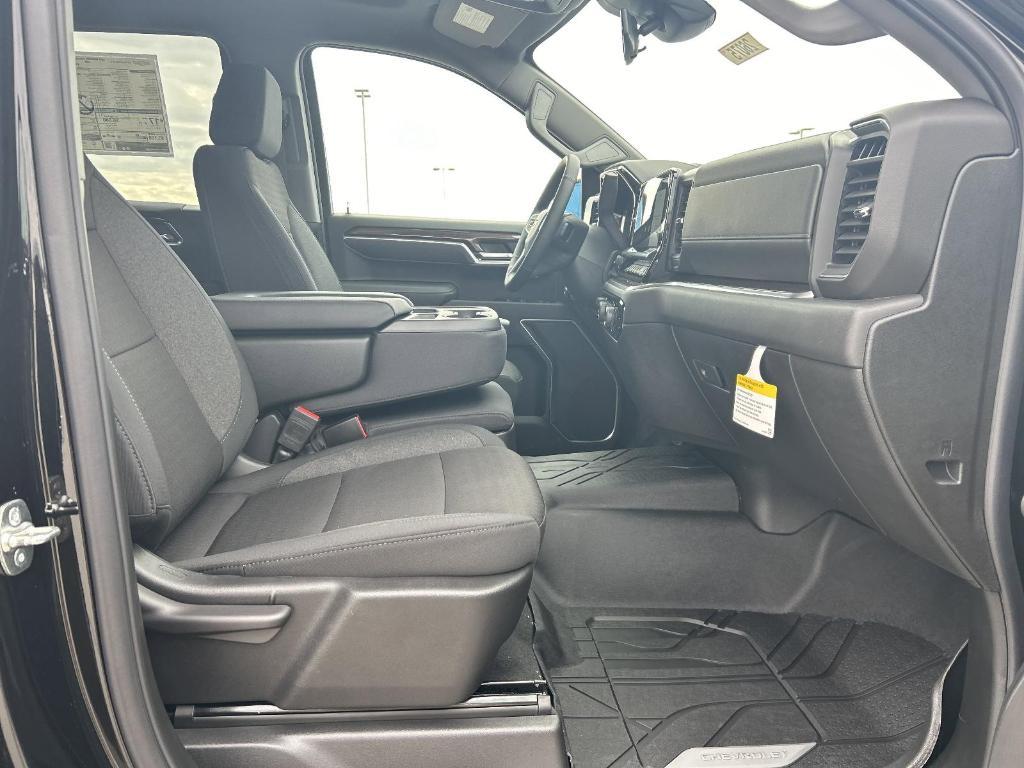 new 2025 Chevrolet Silverado 1500 car, priced at $50,975