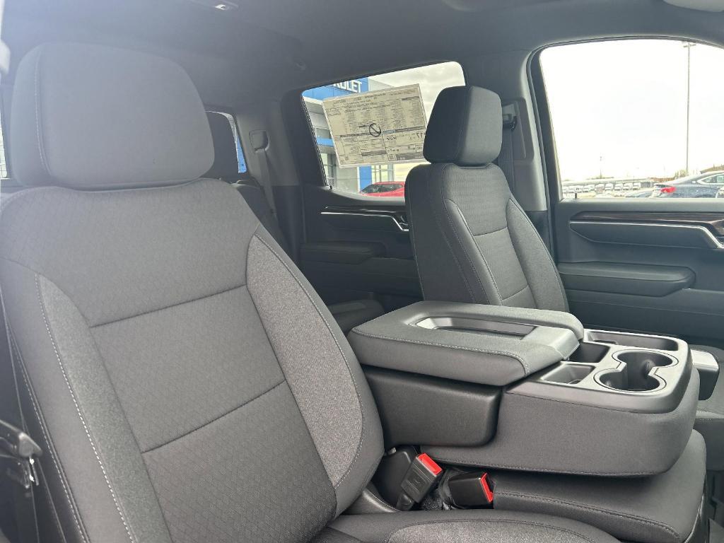 new 2025 Chevrolet Silverado 1500 car, priced at $50,975