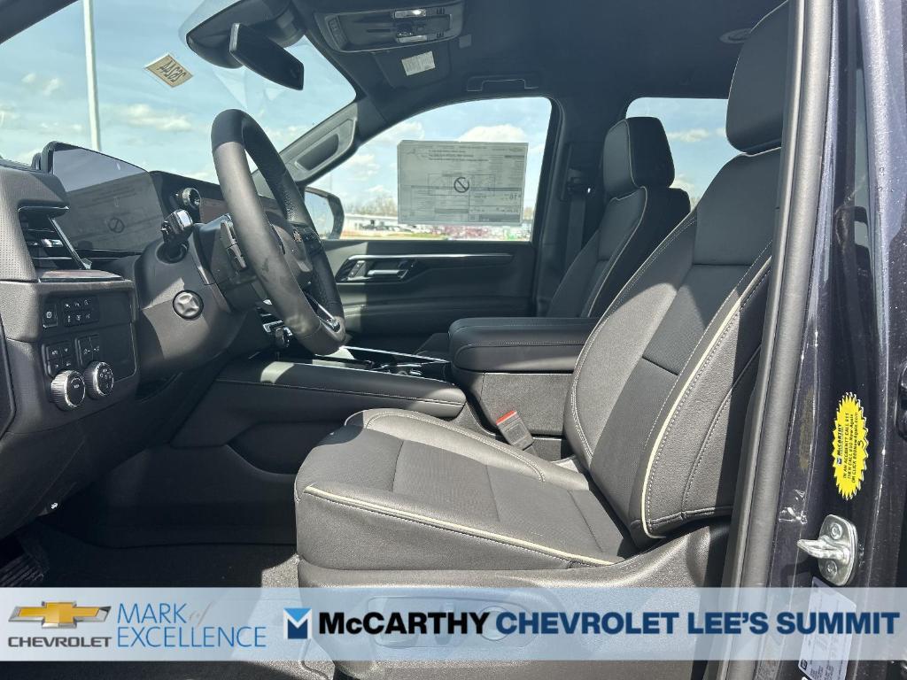 new 2025 Chevrolet Suburban car, priced at $80,590