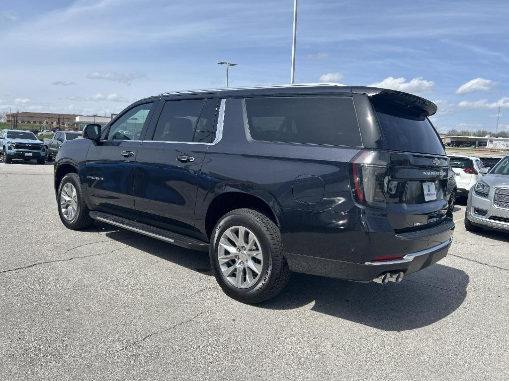 new 2025 Chevrolet Suburban car, priced at $78,595