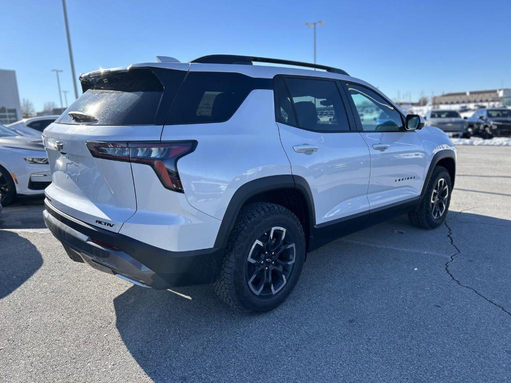 new 2025 Chevrolet Equinox car