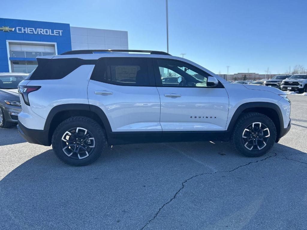 new 2025 Chevrolet Equinox car