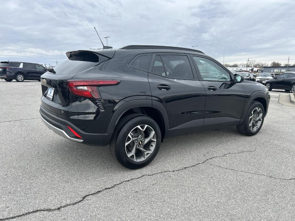 new 2025 Chevrolet Trax car, priced at $25,385
