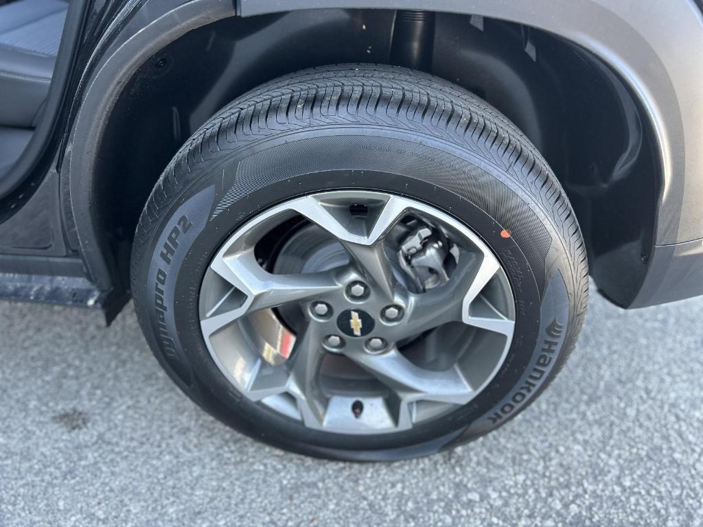 new 2025 Chevrolet Trax car, priced at $25,385