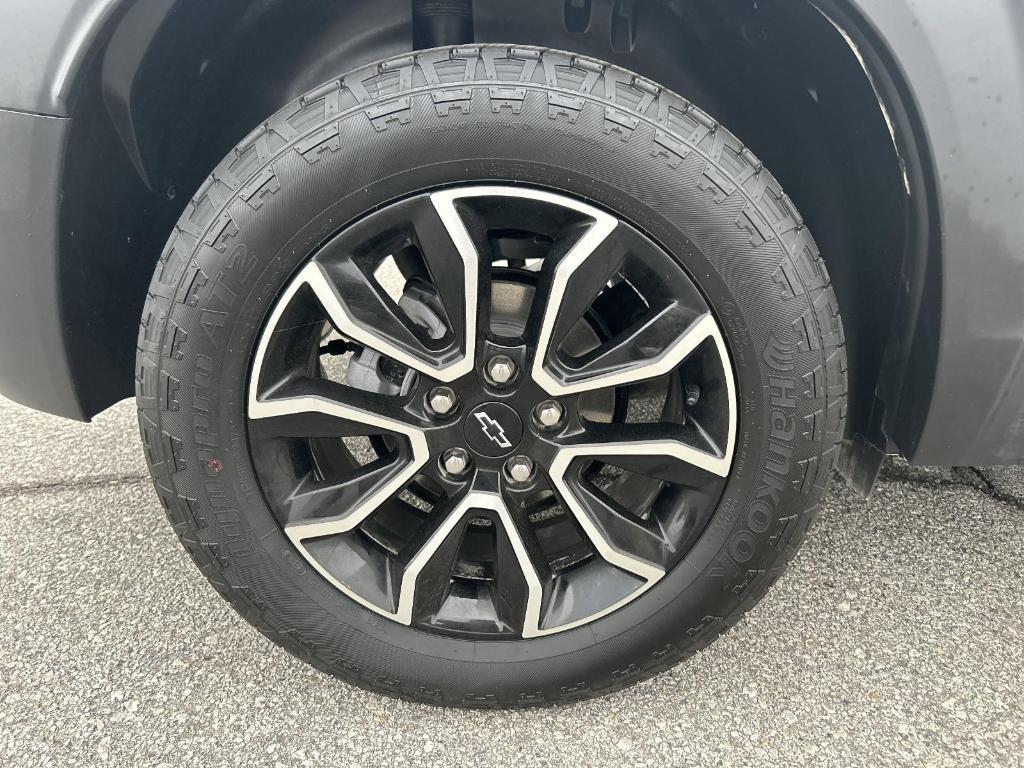 new 2025 Chevrolet TrailBlazer car, priced at $29,230