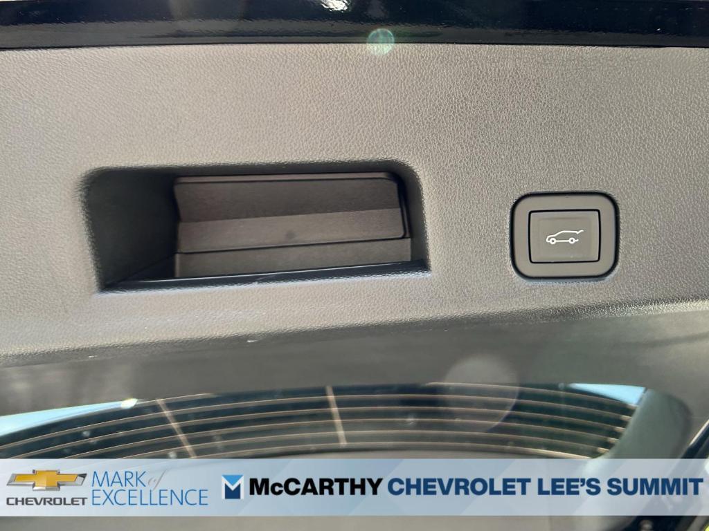 new 2025 Chevrolet Traverse car, priced at $44,545