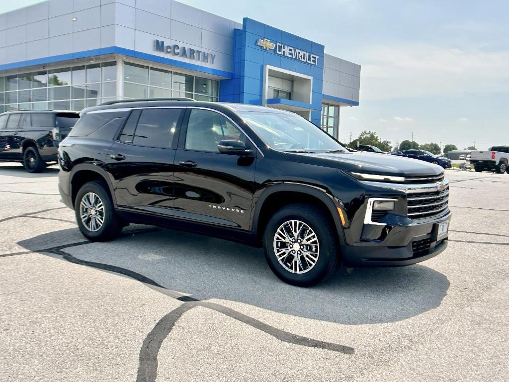 new 2025 Chevrolet Traverse car, priced at $45,545