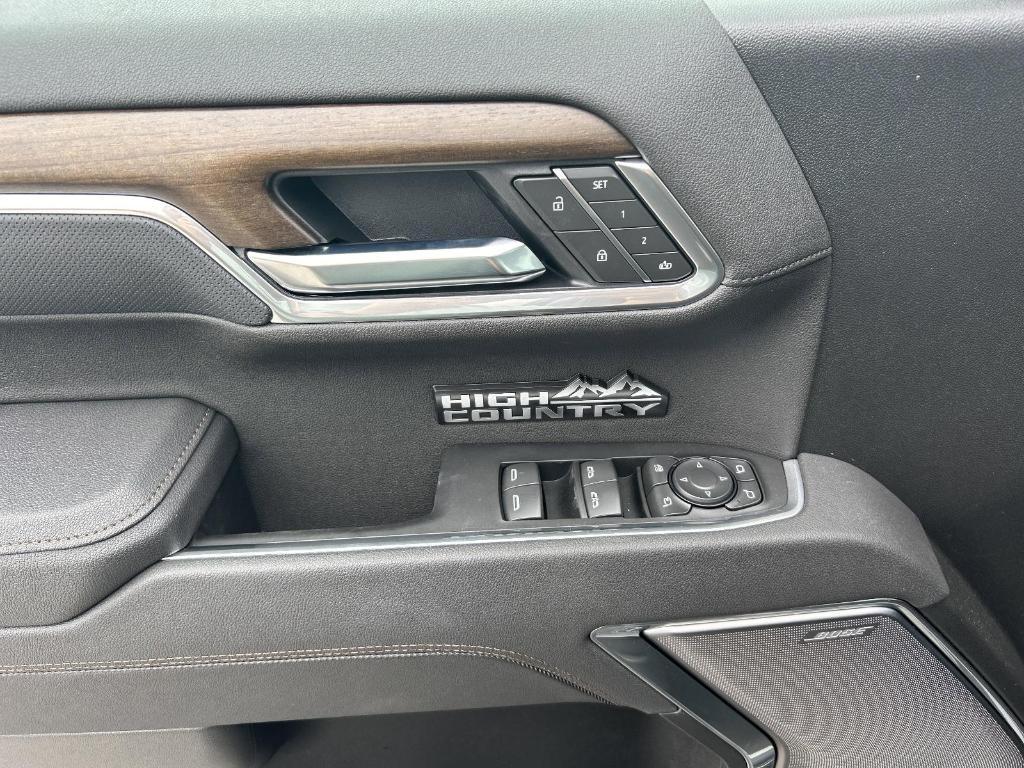new 2025 Chevrolet Silverado 1500 car, priced at $79,800
