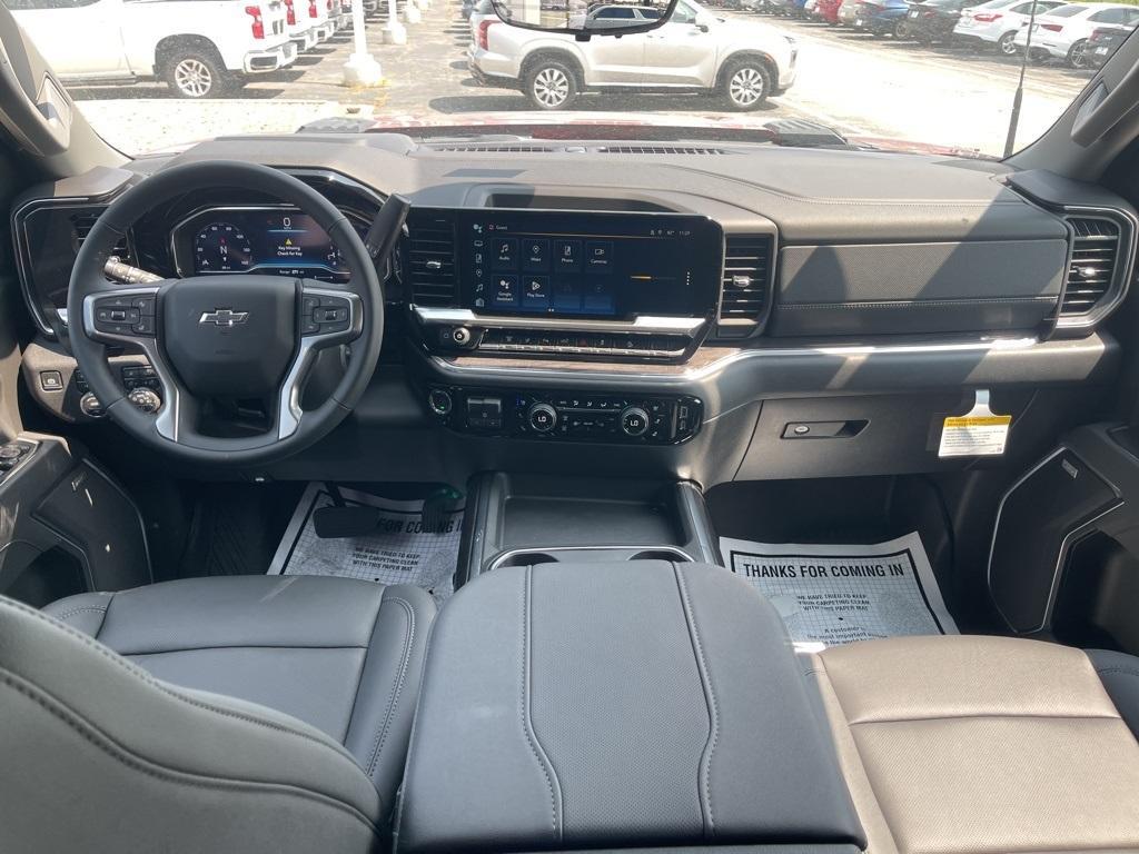 new 2025 Chevrolet Silverado 3500 car