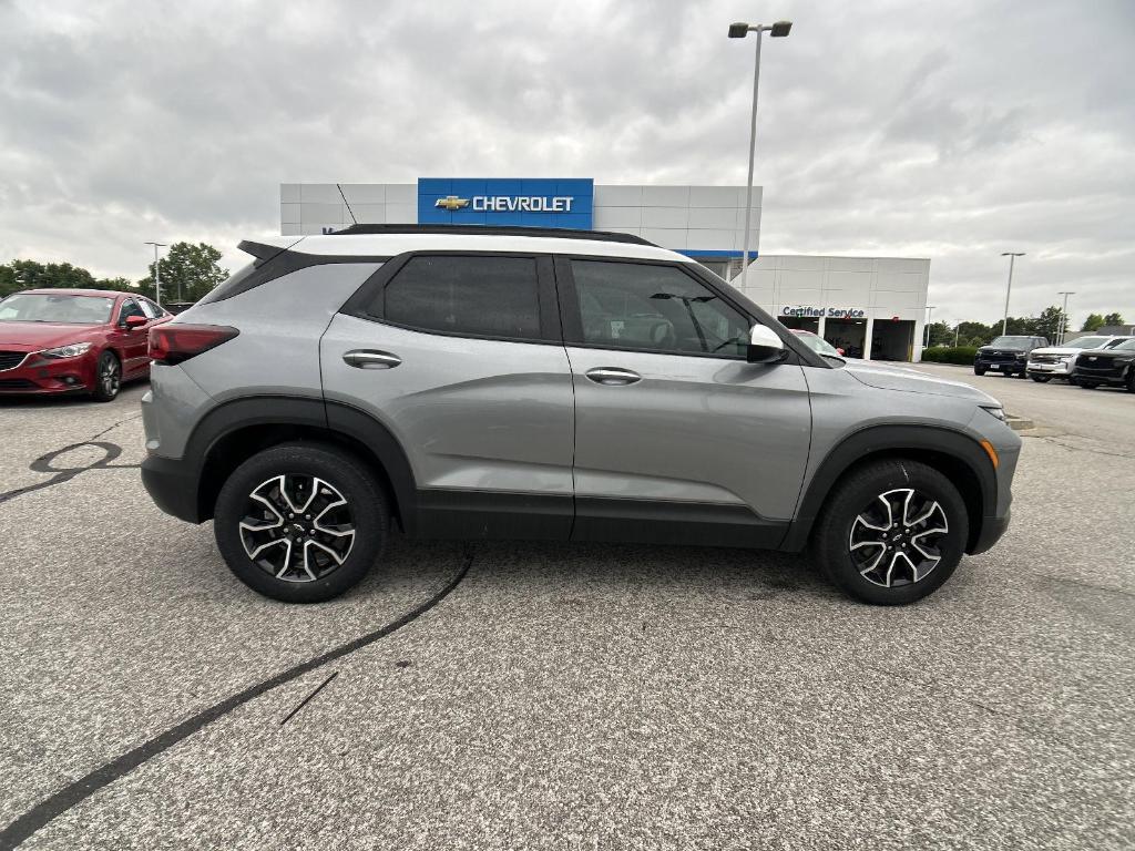 new 2025 Chevrolet TrailBlazer car, priced at $28,835