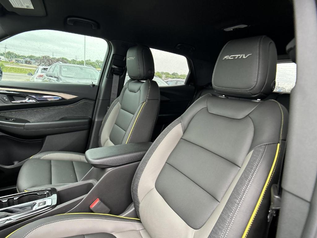 new 2025 Chevrolet TrailBlazer car, priced at $28,835