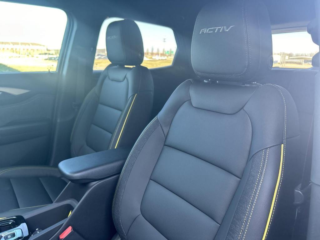 new 2025 Chevrolet TrailBlazer car, priced at $26,865