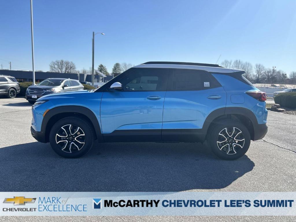 new 2025 Chevrolet TrailBlazer car, priced at $27,615
