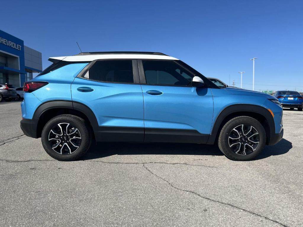 new 2025 Chevrolet TrailBlazer car, priced at $26,865