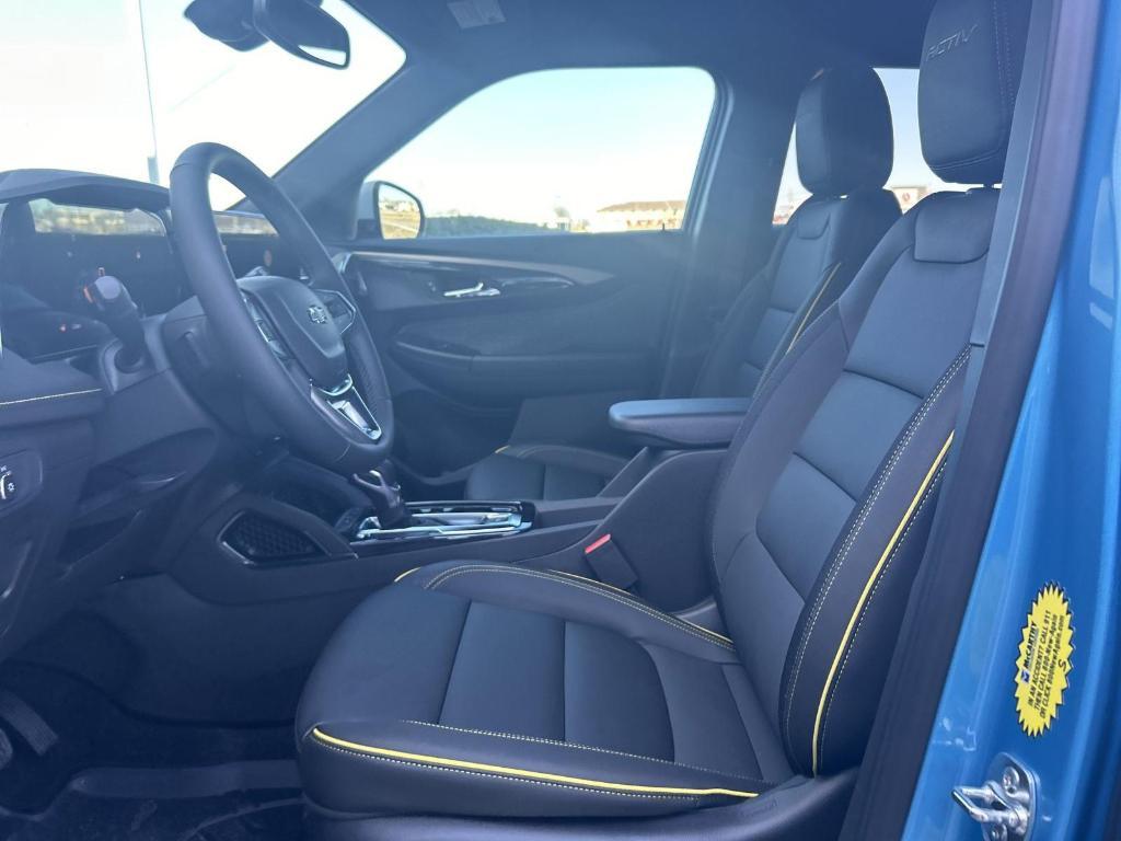 new 2025 Chevrolet TrailBlazer car, priced at $26,865