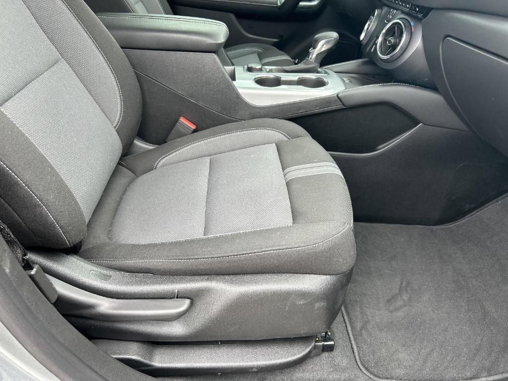 new 2025 Chevrolet Blazer car, priced at $35,060