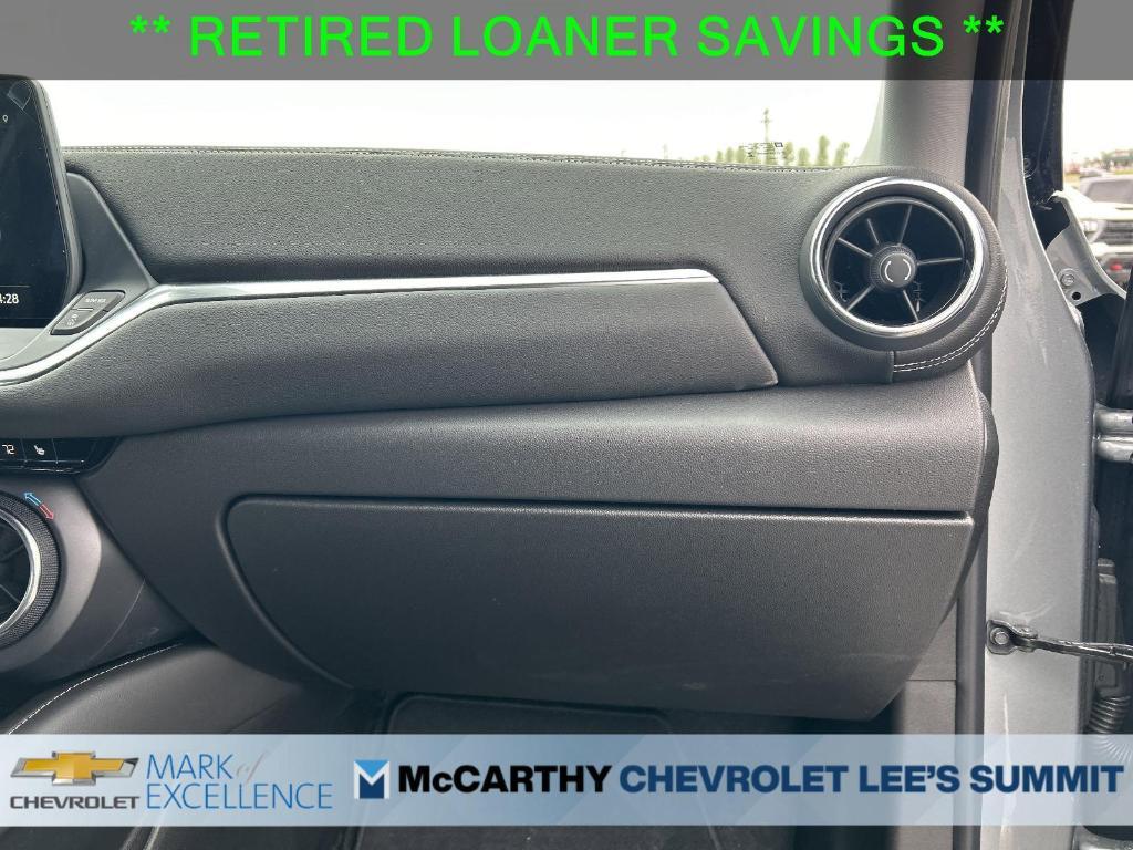 new 2025 Chevrolet Blazer car, priced at $35,810