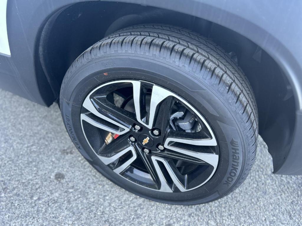 new 2025 Chevrolet TrailBlazer car, priced at $26,720