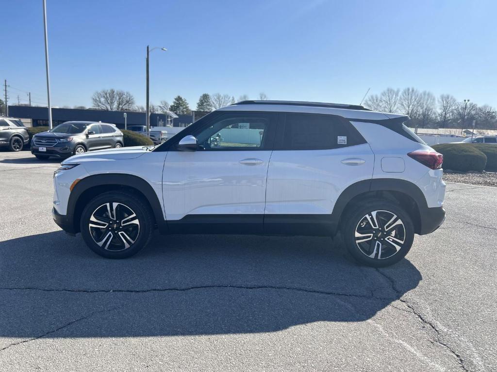 new 2025 Chevrolet TrailBlazer car, priced at $26,720