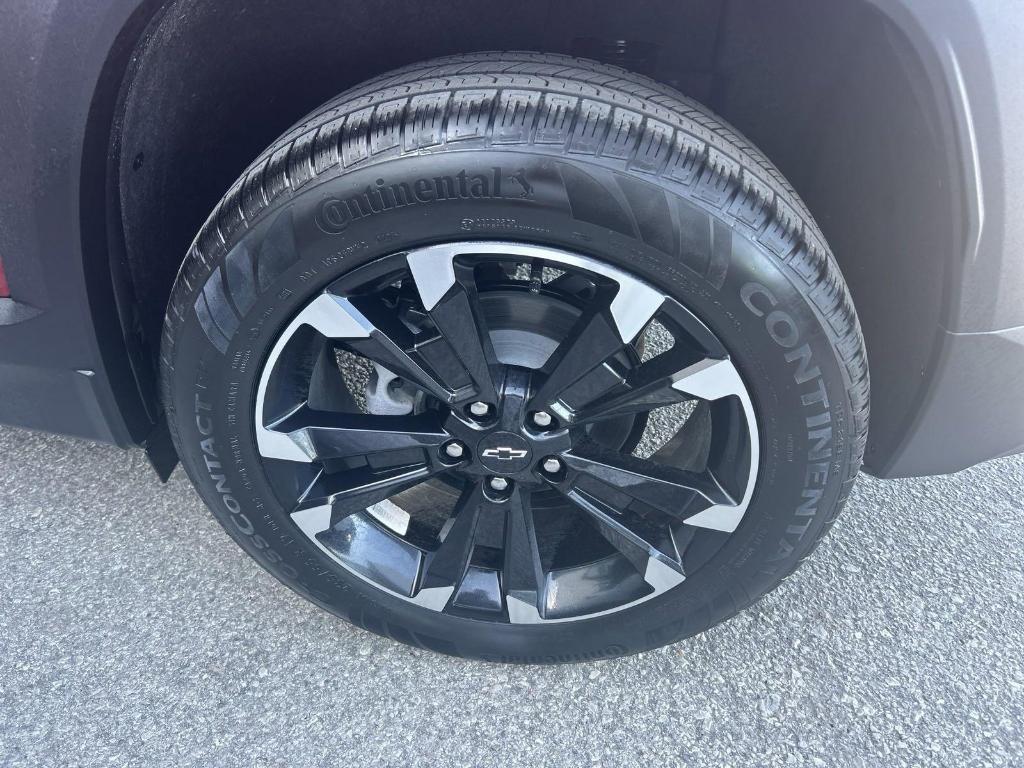new 2025 Chevrolet Equinox car, priced at $34,590