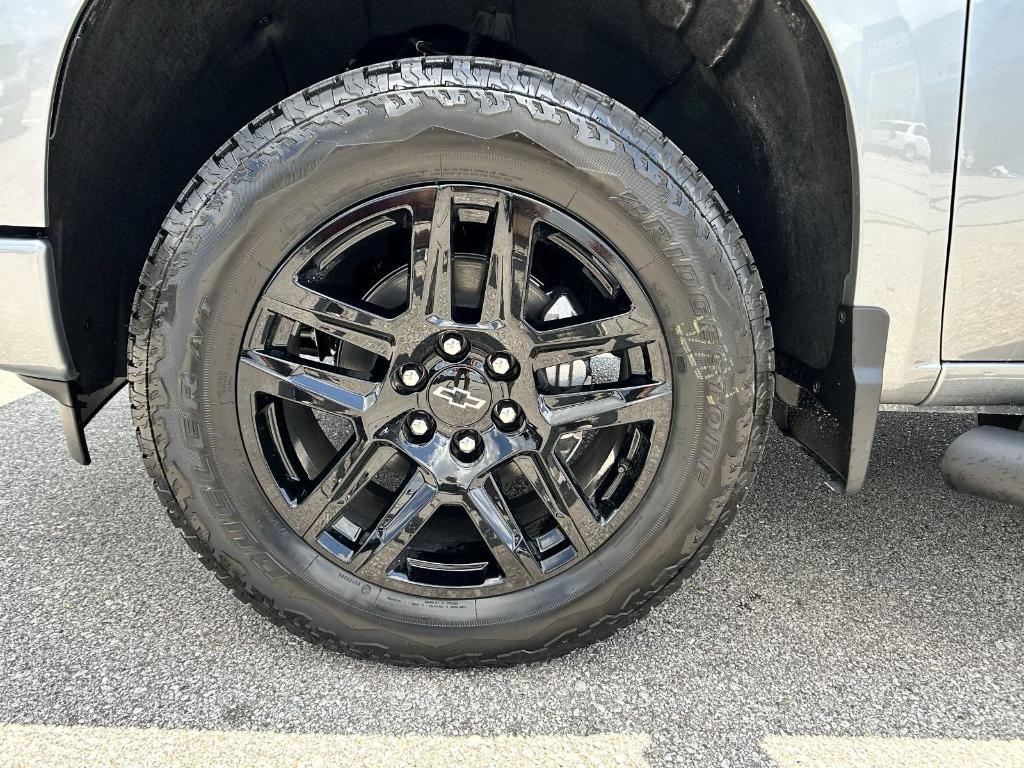 new 2025 Chevrolet Silverado 1500 car