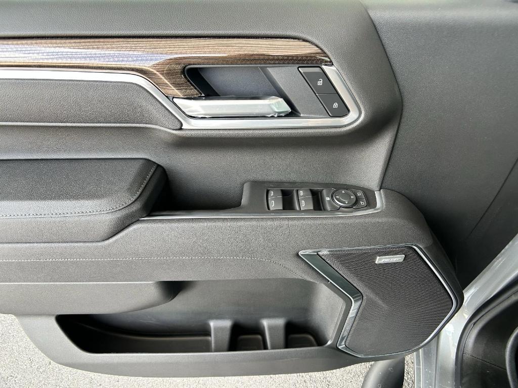 new 2025 Chevrolet Silverado 1500 car