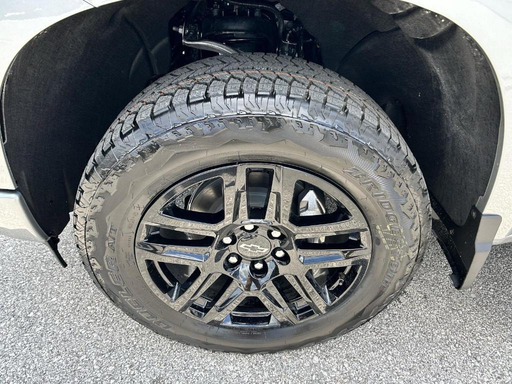 new 2025 Chevrolet Silverado 1500 car