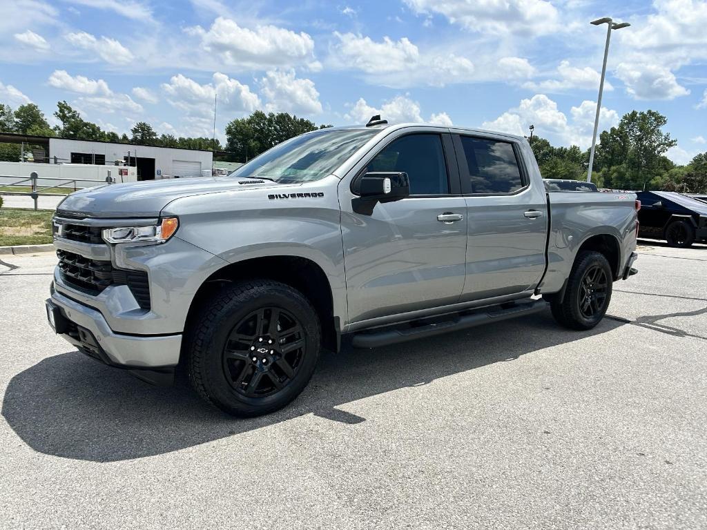 new 2025 Chevrolet Silverado 1500 car