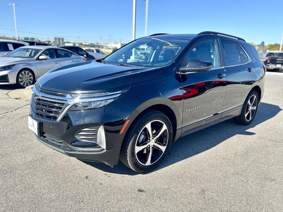 new 2024 Chevrolet Equinox car, priced at $30,697