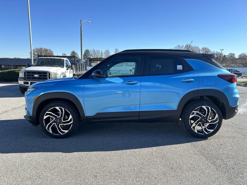 new 2025 Chevrolet TrailBlazer car, priced at $30,225