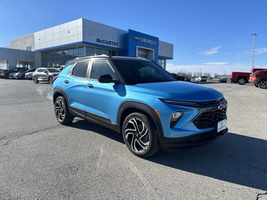 new 2025 Chevrolet TrailBlazer car, priced at $30,225