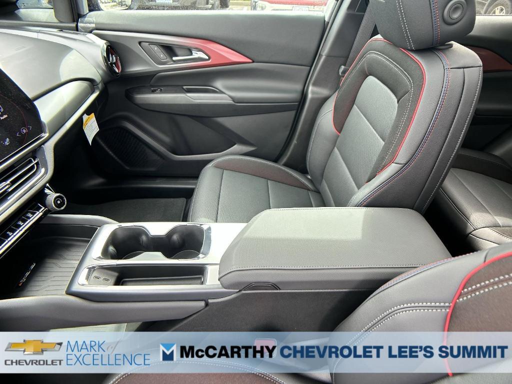 new 2025 Chevrolet Equinox EV car, priced at $33,840