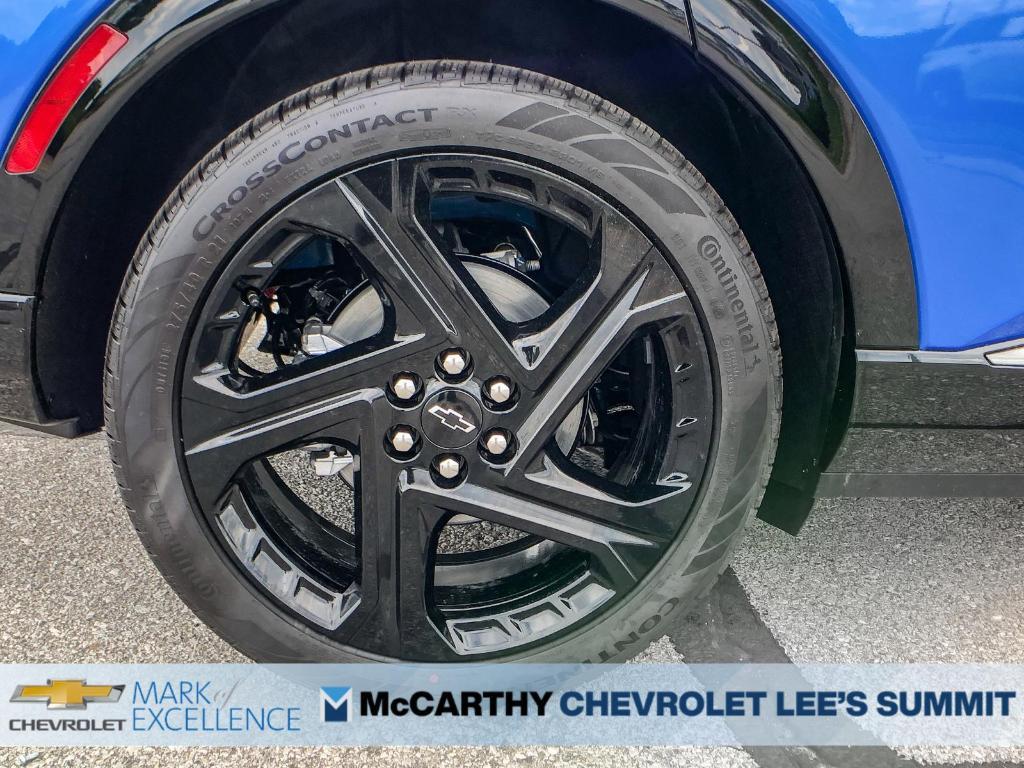 new 2025 Chevrolet Equinox EV car, priced at $33,840