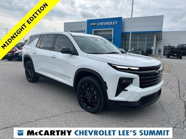 used 2024 Chevrolet Traverse car, priced at $40,300