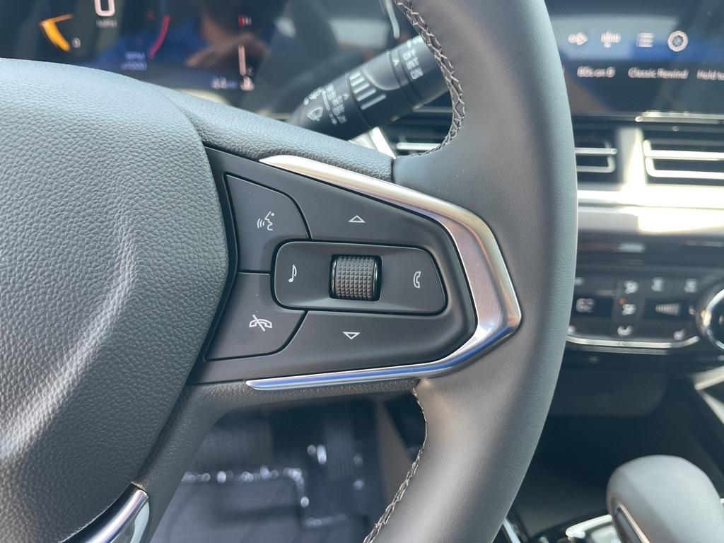 new 2025 Chevrolet Trax car