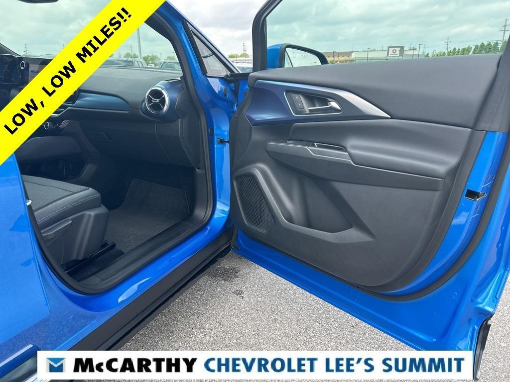 used 2024 Chevrolet Equinox EV car, priced at $29,400