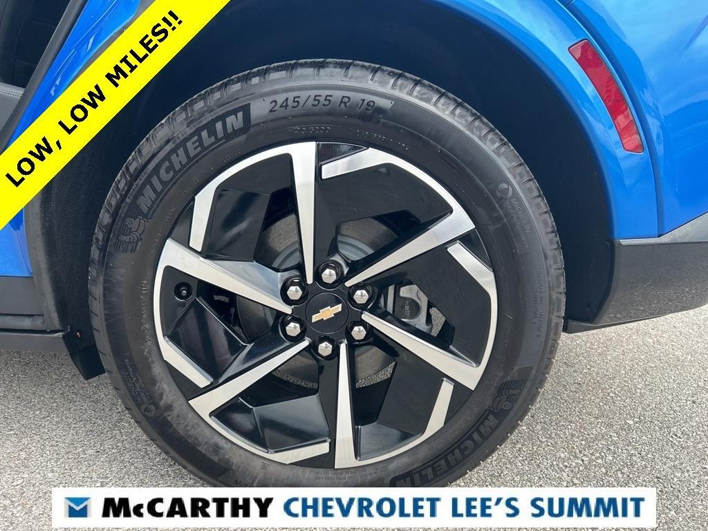 used 2024 Chevrolet Equinox EV car, priced at $29,400