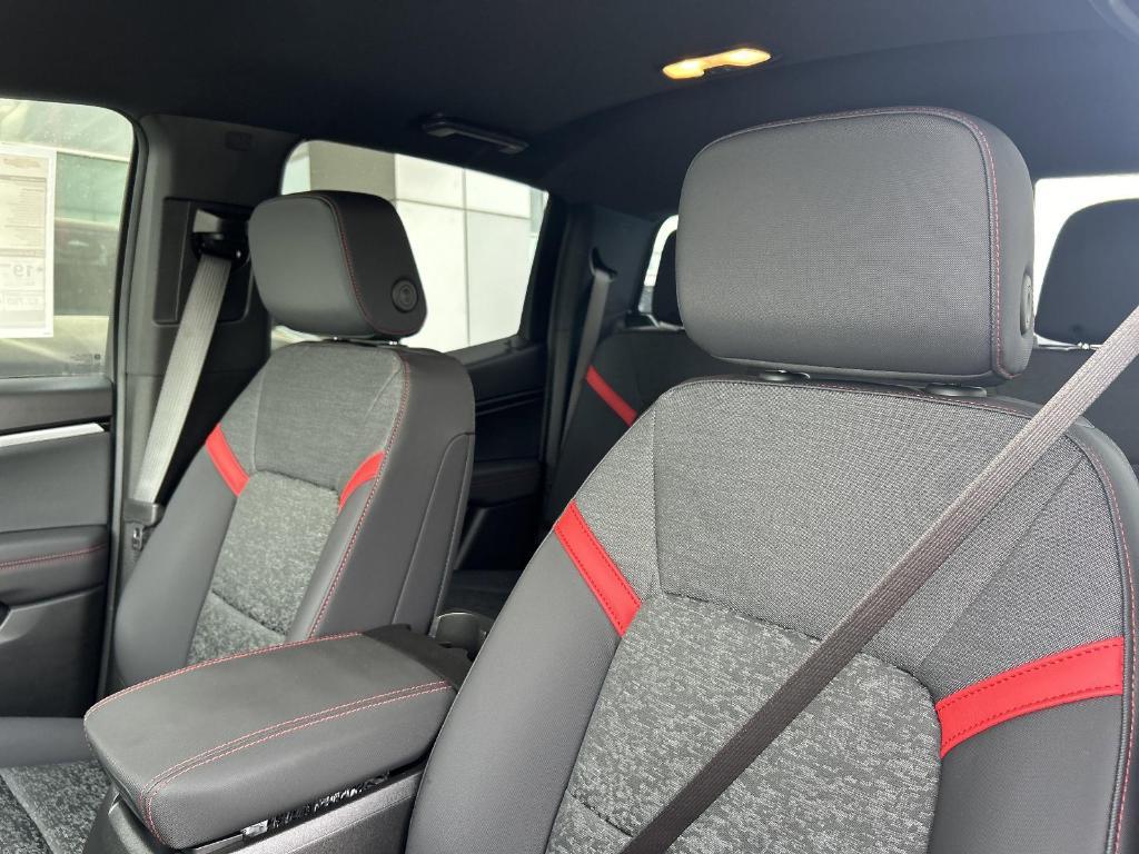 new 2025 Chevrolet Colorado car, priced at $47,160