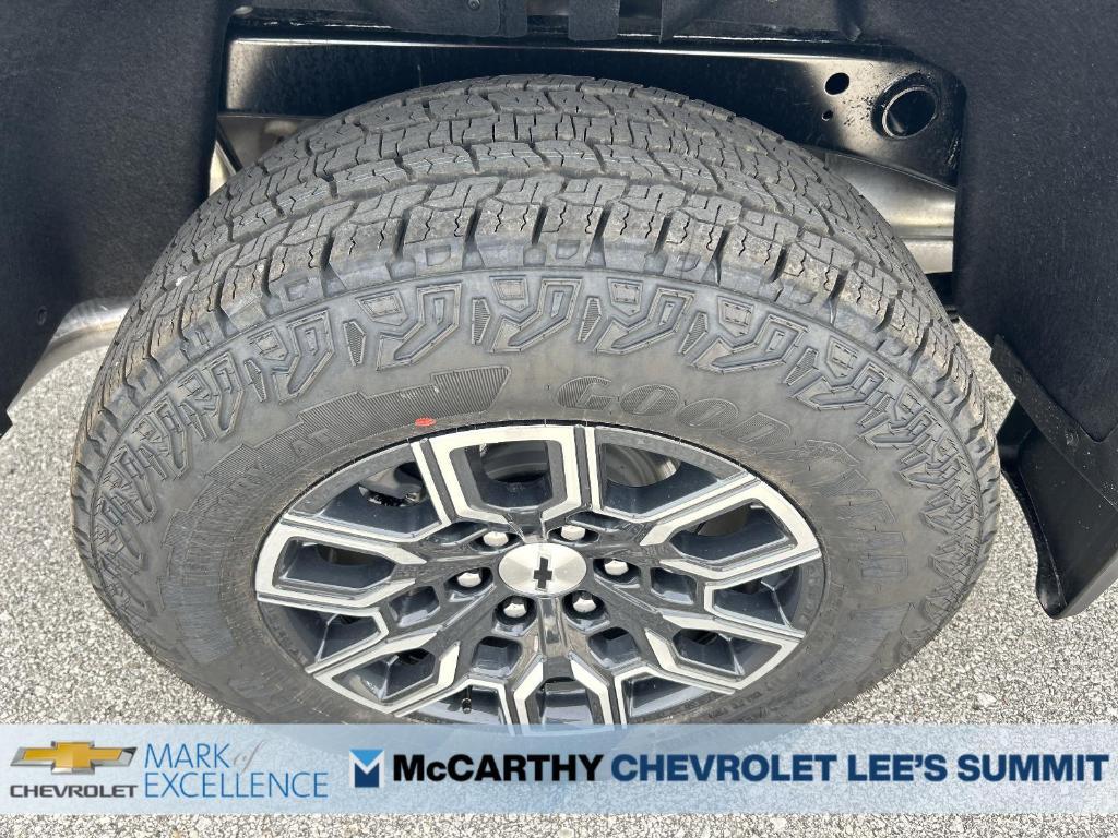 new 2025 Chevrolet Colorado car, priced at $43,440