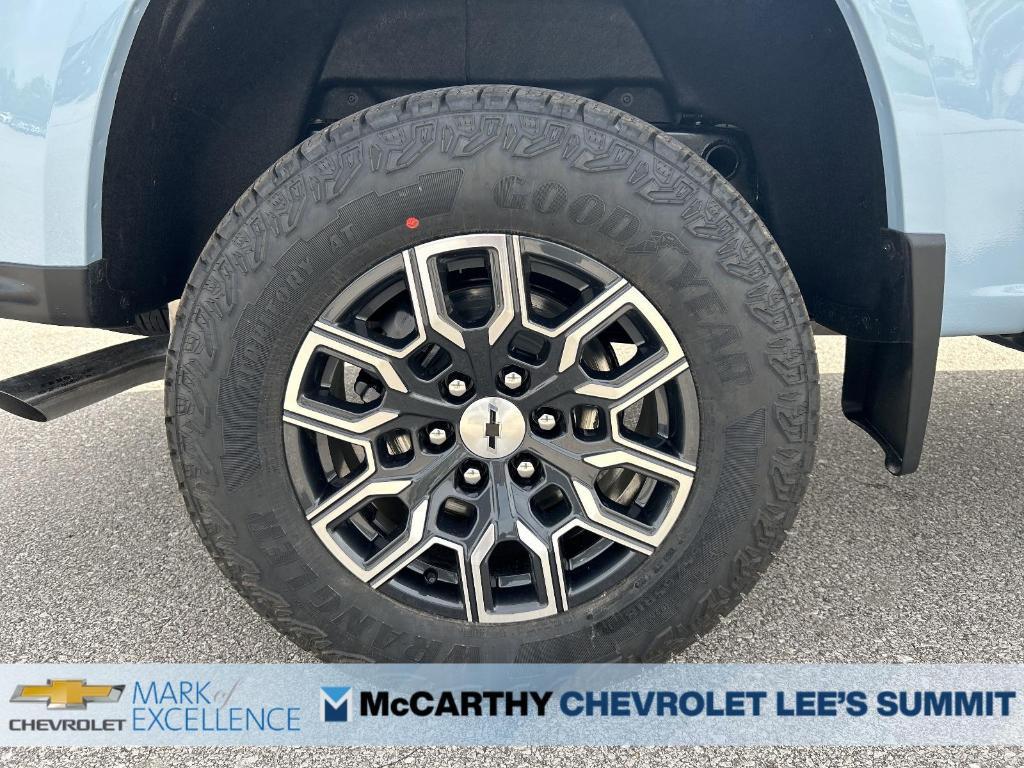 new 2025 Chevrolet Colorado car, priced at $43,440