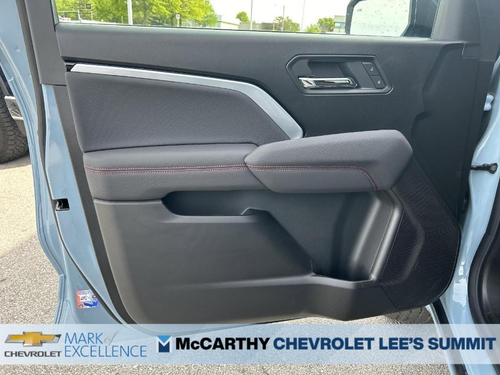 new 2025 Chevrolet Colorado car, priced at $43,440
