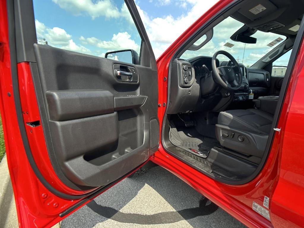 new 2025 Chevrolet Silverado 1500 car, priced at $48,810