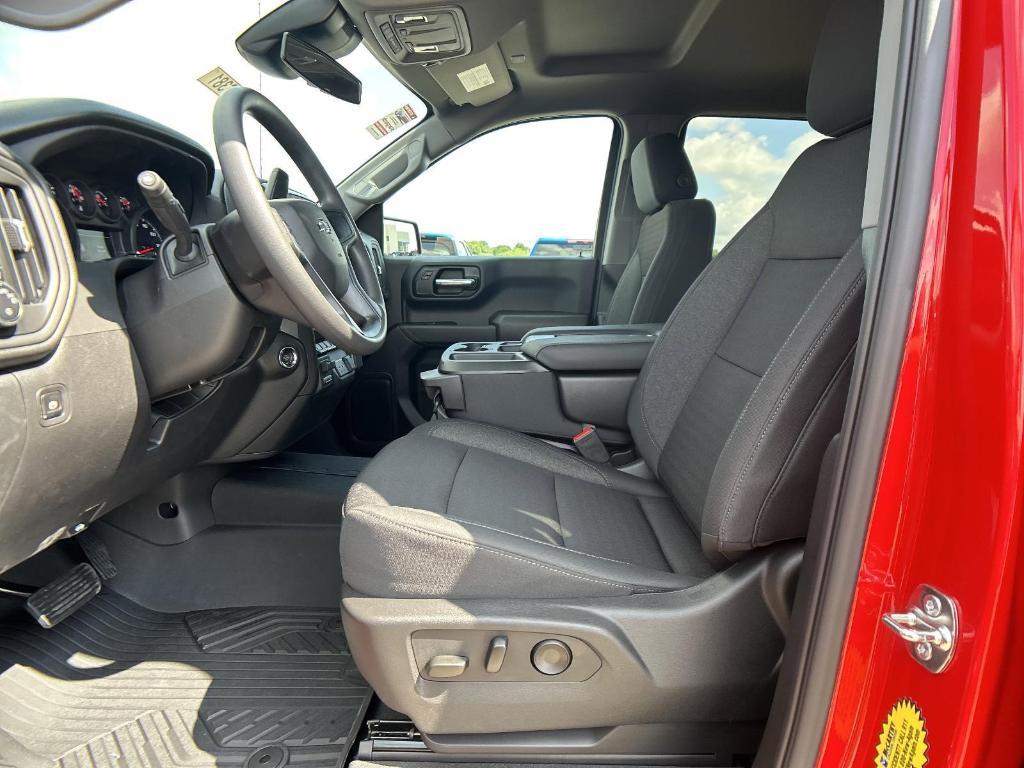 new 2025 Chevrolet Silverado 1500 car, priced at $48,810
