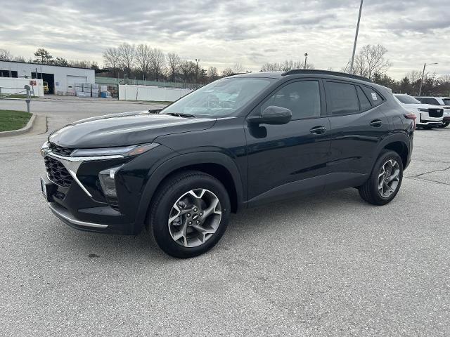 new 2025 Chevrolet Trax car, priced at $25,650