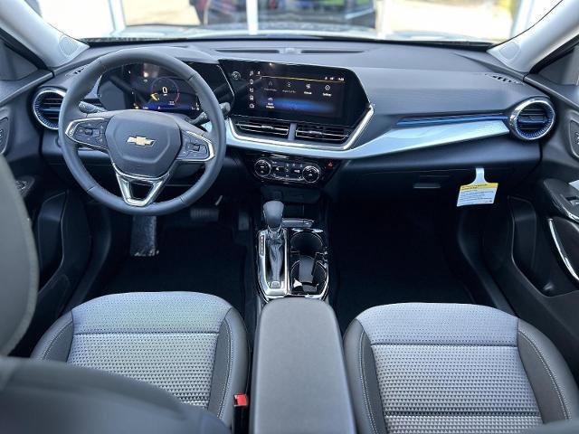 new 2025 Chevrolet Trax car, priced at $25,650