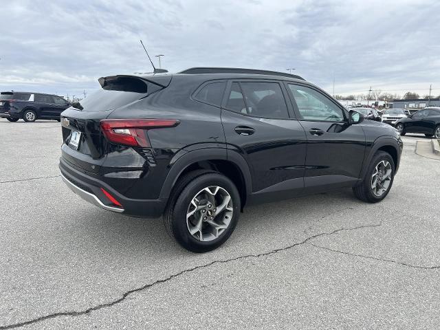 new 2025 Chevrolet Trax car, priced at $25,650