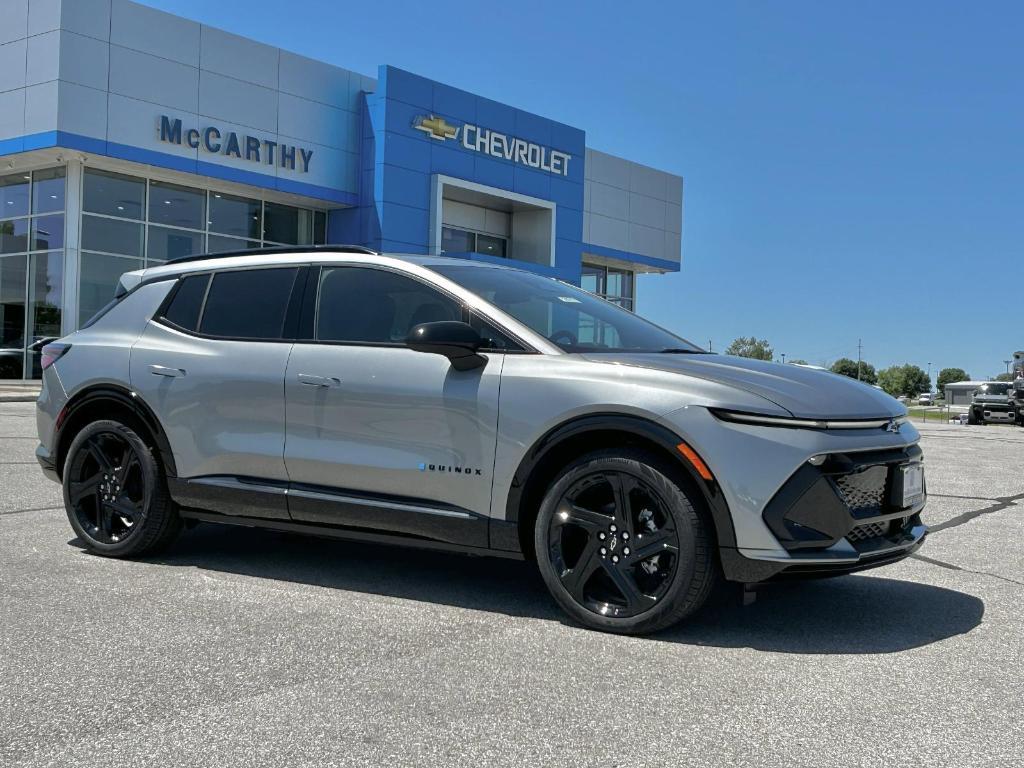new 2025 Chevrolet Equinox EV car, priced at $32,590