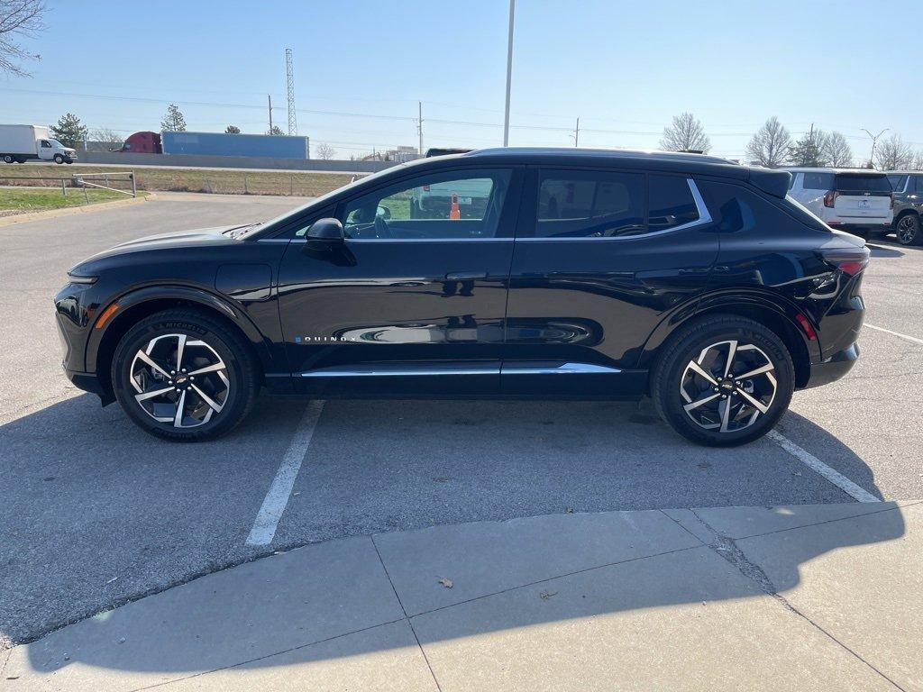 new 2025 Chevrolet Equinox EV car